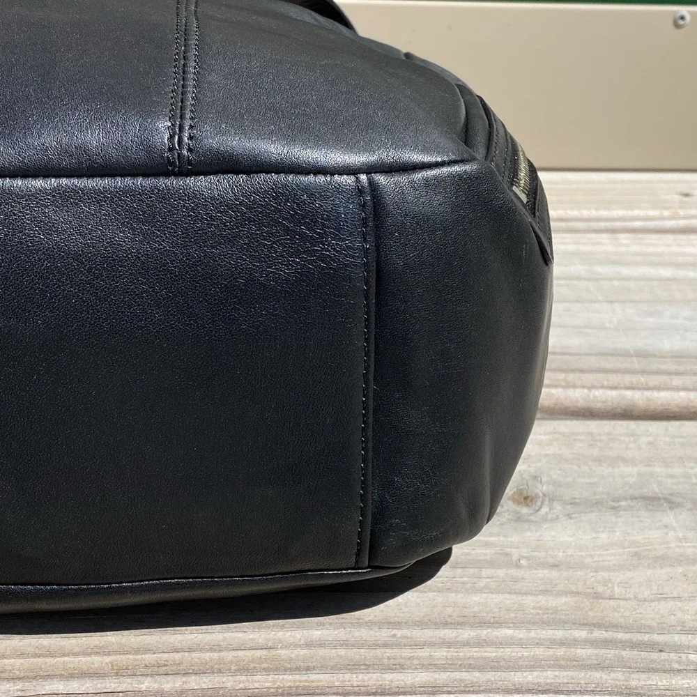 Coach Gallery East West Leather Tote Black Shoulder Bag Side Zip Pockets F19252